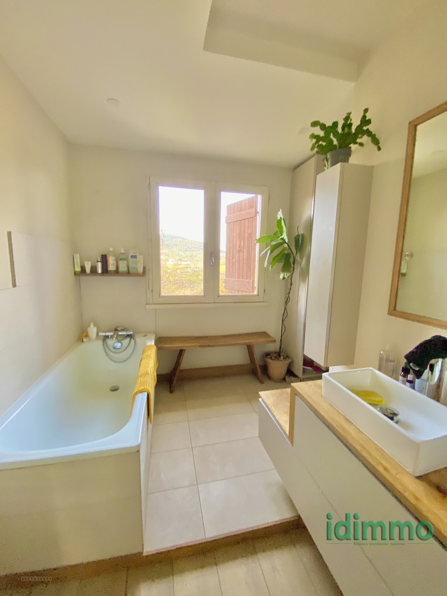 En exclusivité, maison individuelle de 101 m2 habitables + une véranda de 32 m2 sur un terrain de 2 101 m2 à A — photo 8