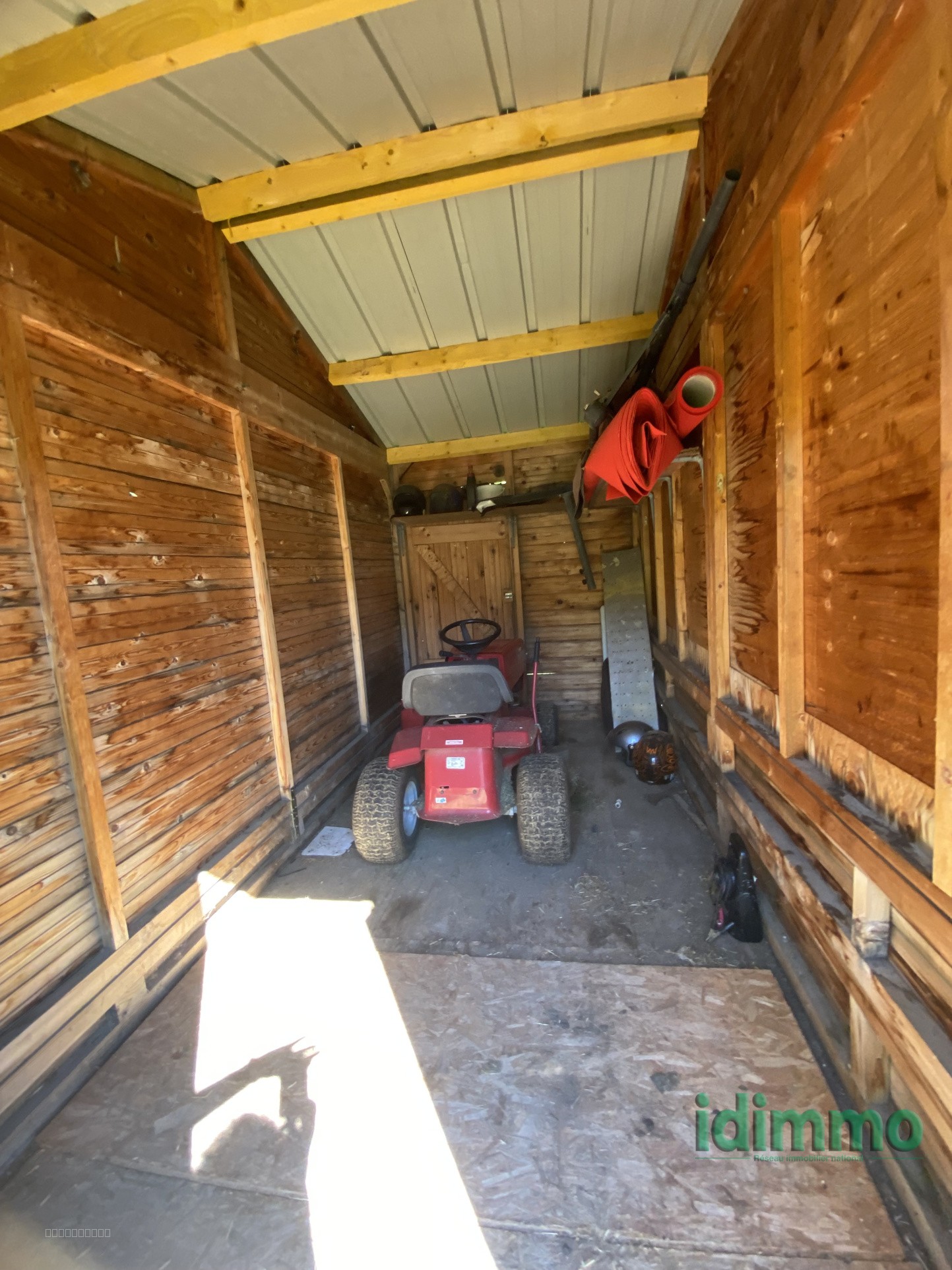 Magnifique maison sur un terrain de 2585 m2 proche de Bourg-Argental... — photo 18