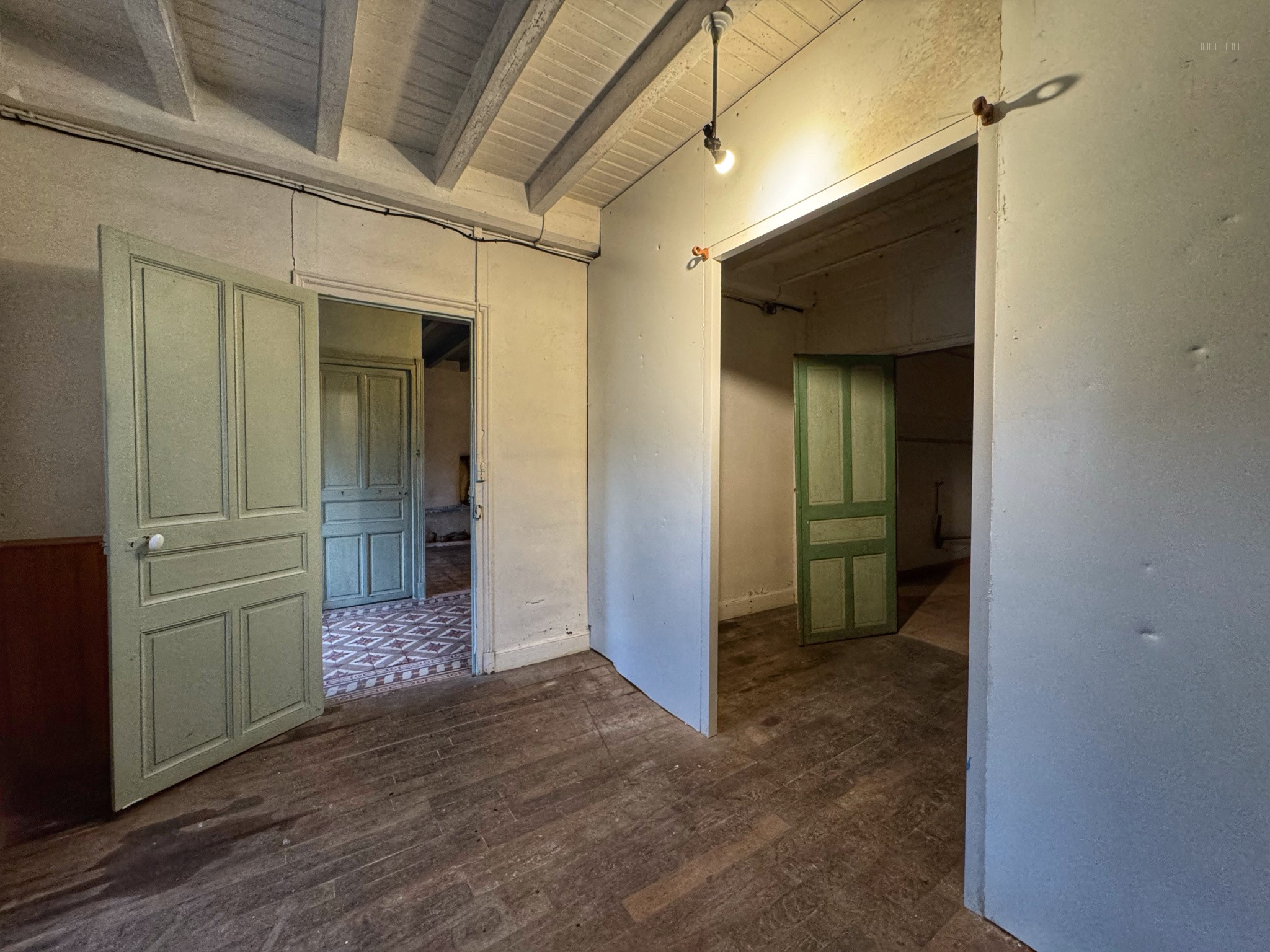 Maison mitoyenne en pierres — photo 15