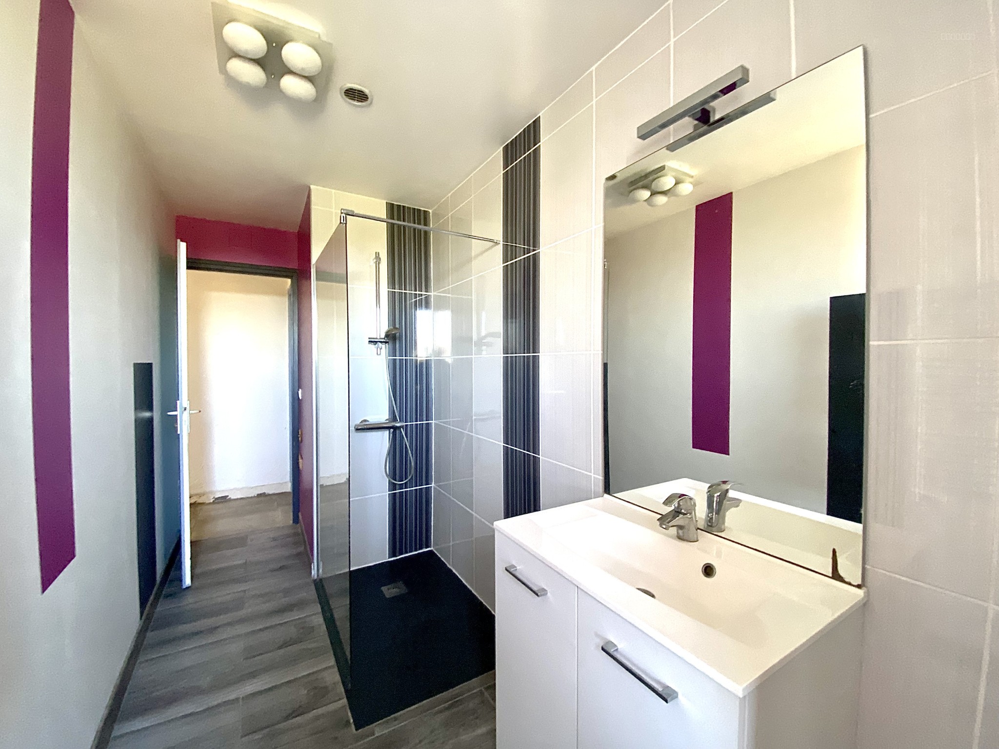 Maison mitoyenne composée de 2 appartements à Bardos — photo 7