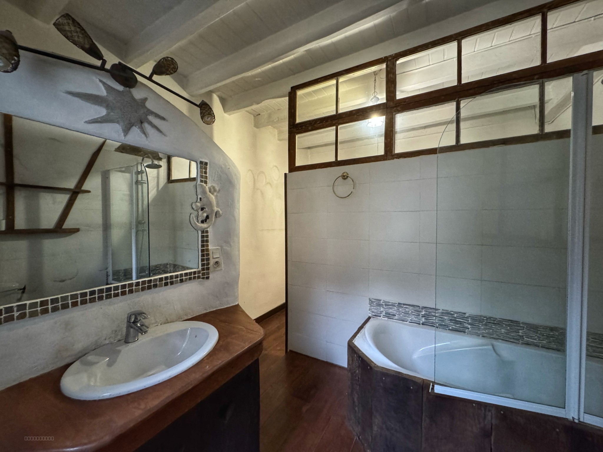 Maison mitoyenne en pierres — photo 12