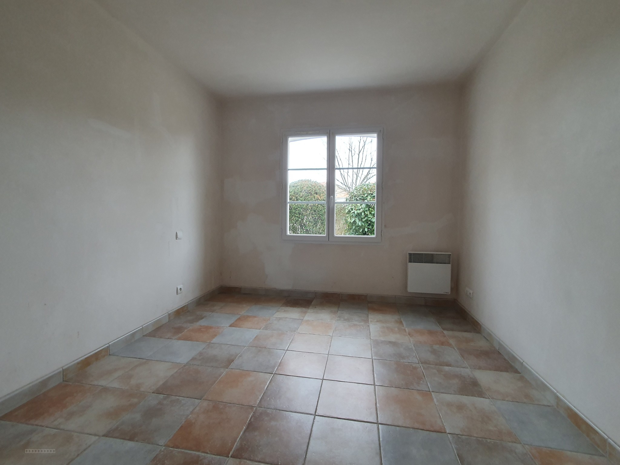 AGREABLE MAISON DANS QUARTIER CALME — photo 8