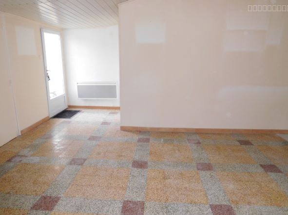 Maisonnette proche centre bourg — photo 5
