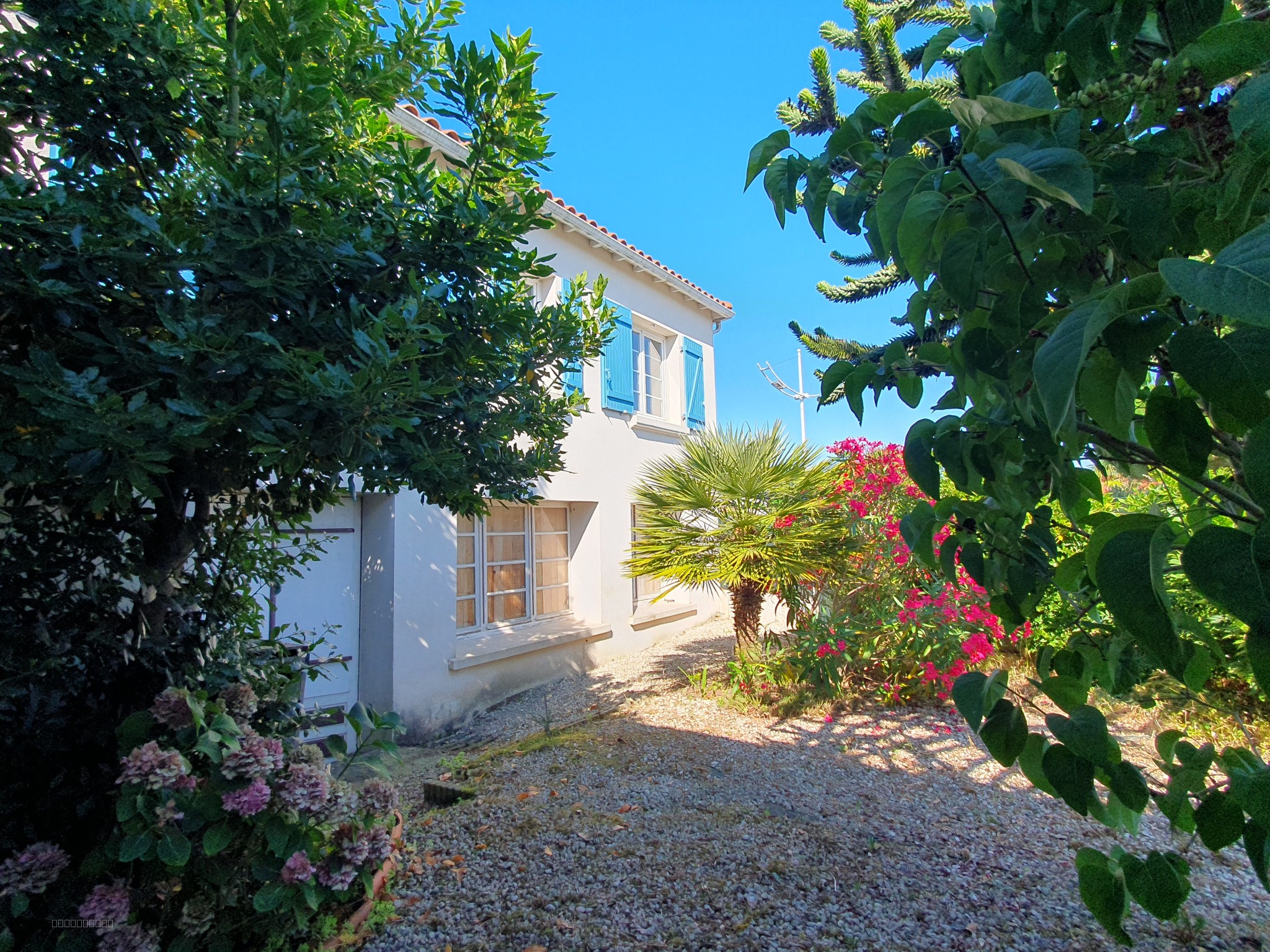 Maison proximité du centre-ville — photo 12