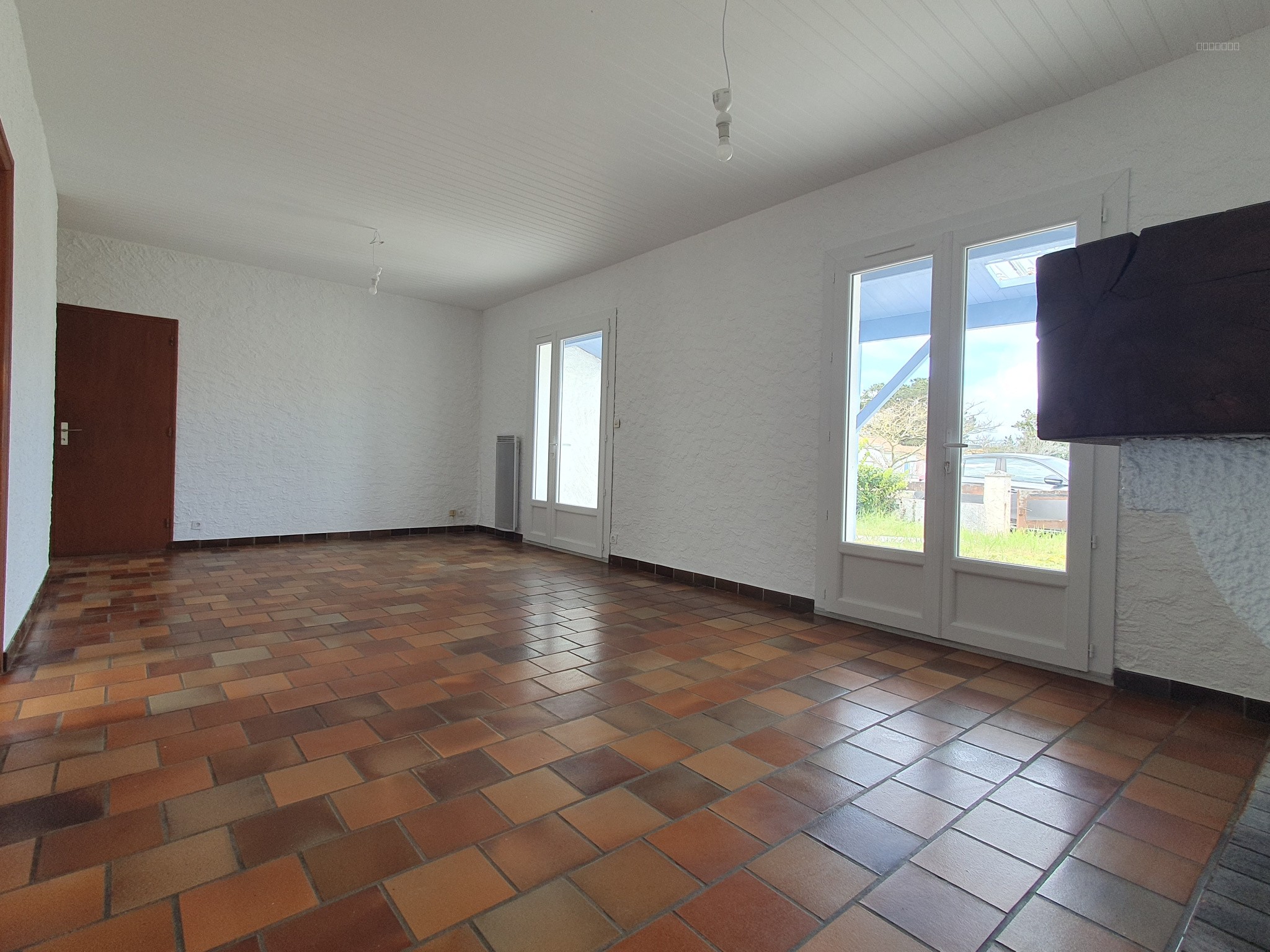 Maison avec véranda — photo 3