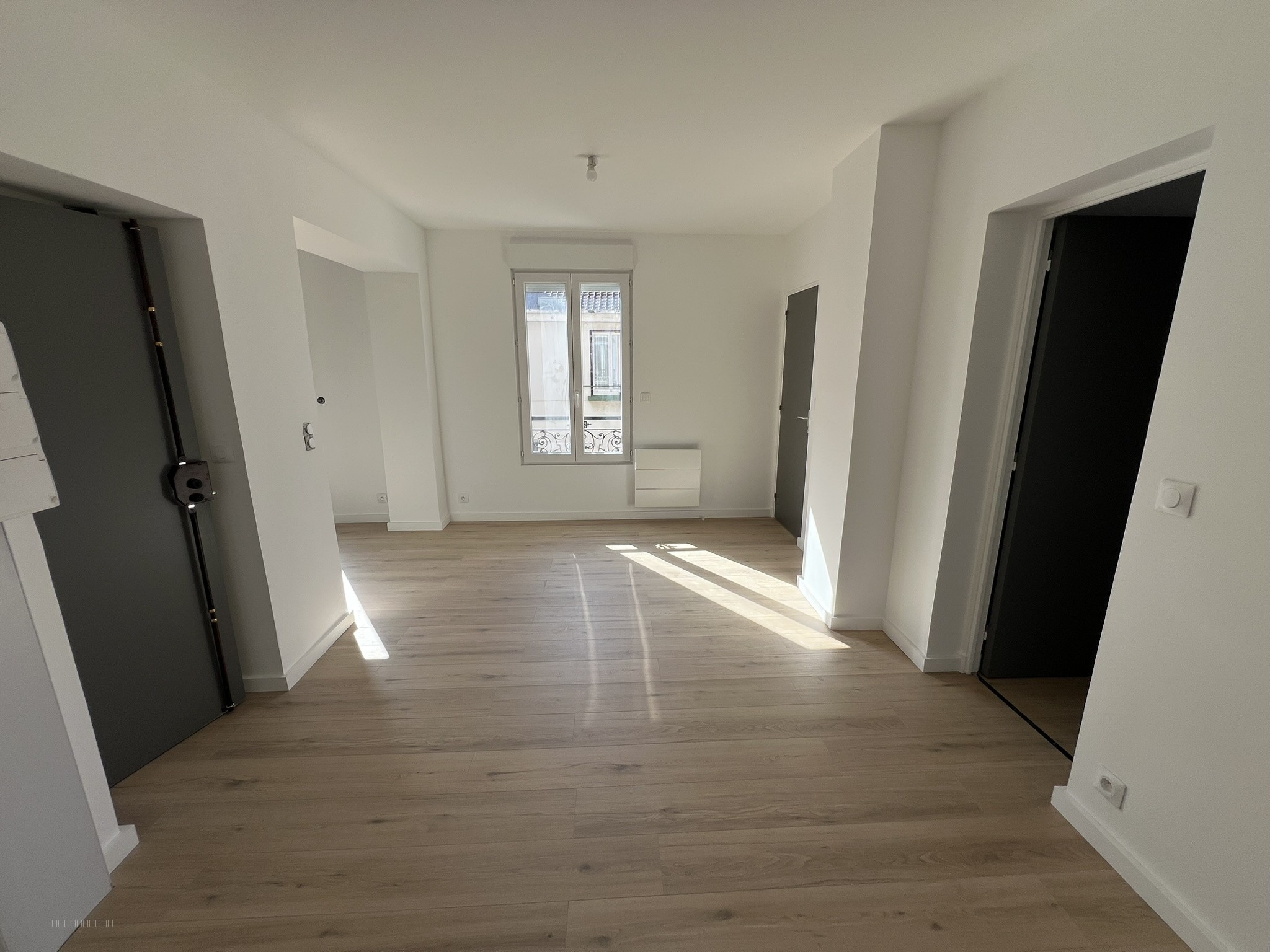 PROCHE METRO ECOLE VETERINAIRE ET BORDS DE MARNE — photo 2