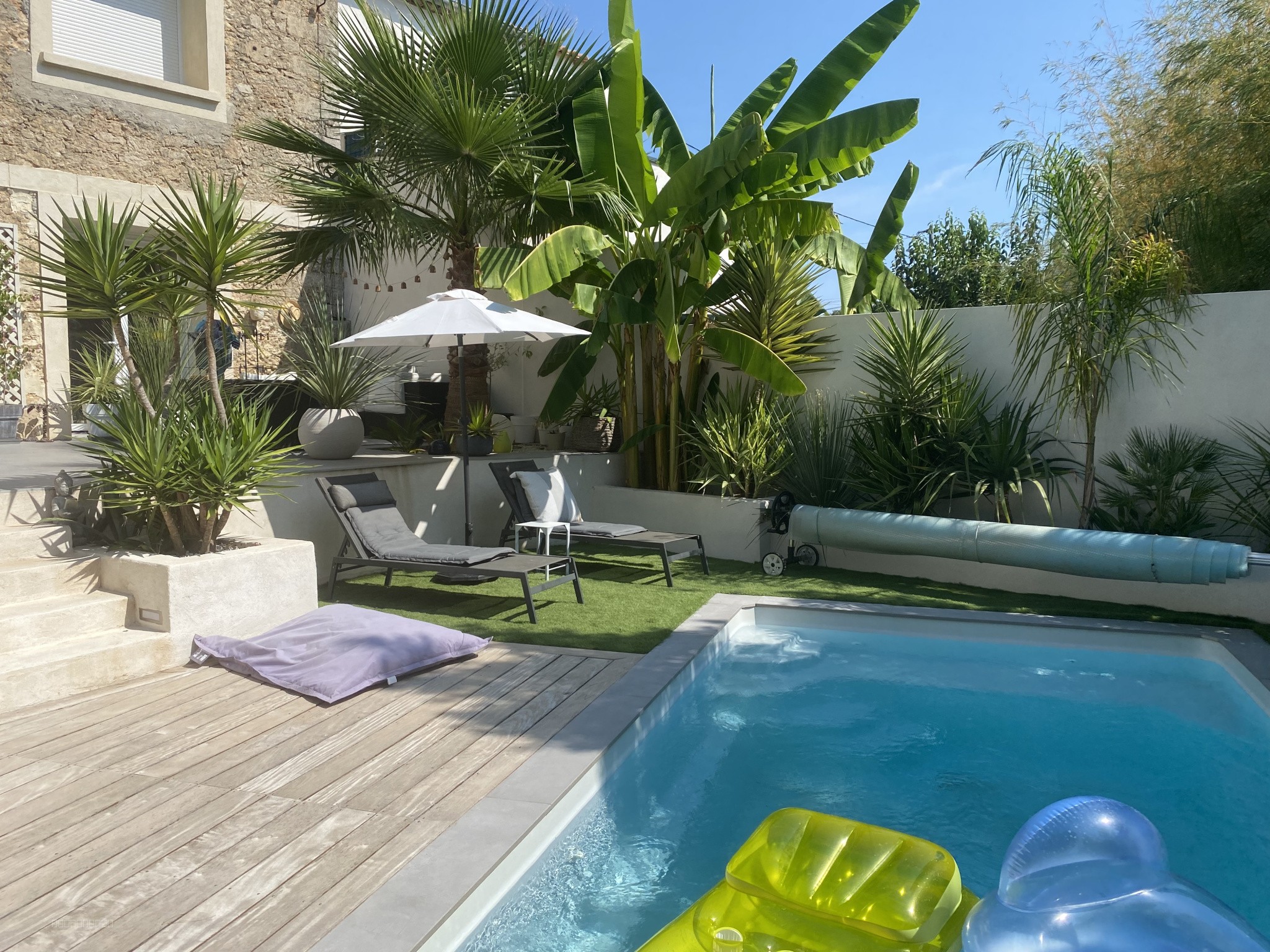 CASTRIES centre maison T5 avec piscine — photo 10