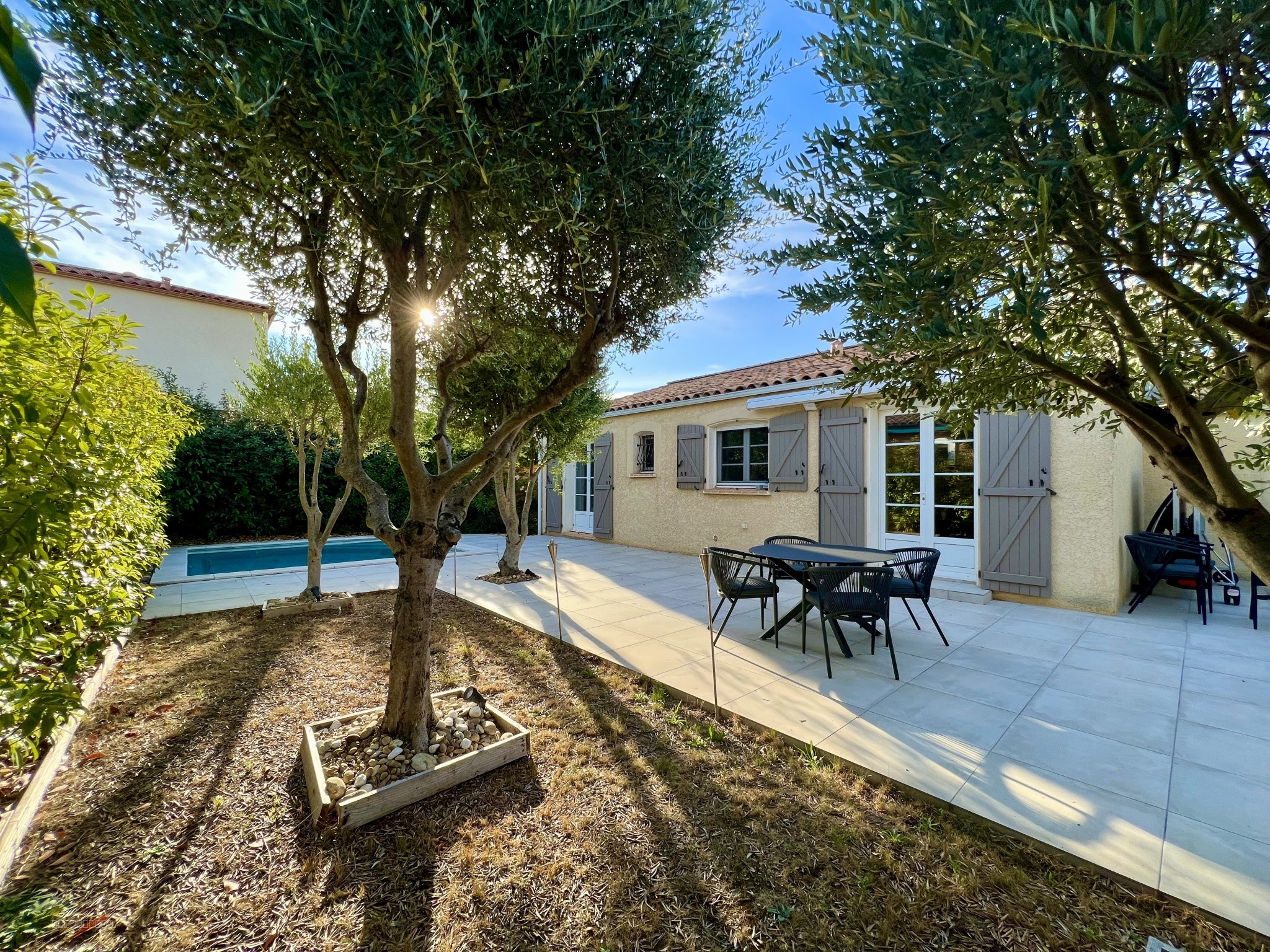 PEROLS maison de plain T4 pied avec piscine — photo 6