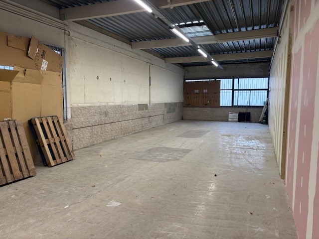 ECKBOLSHEIM, locaux d'activités ou de commerce — photo 9