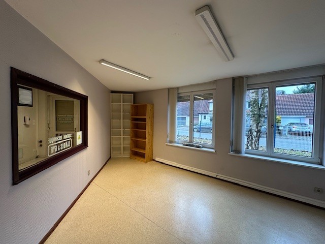 WOLFISHEIM, VENTE DE LOCAUX D'ACTIVITE AVEC BUREAUX — photo 9