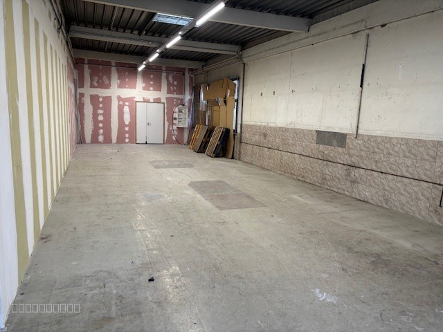 ECKBOLSHEIM, locaux d'activités ou de commerce — photo 8
