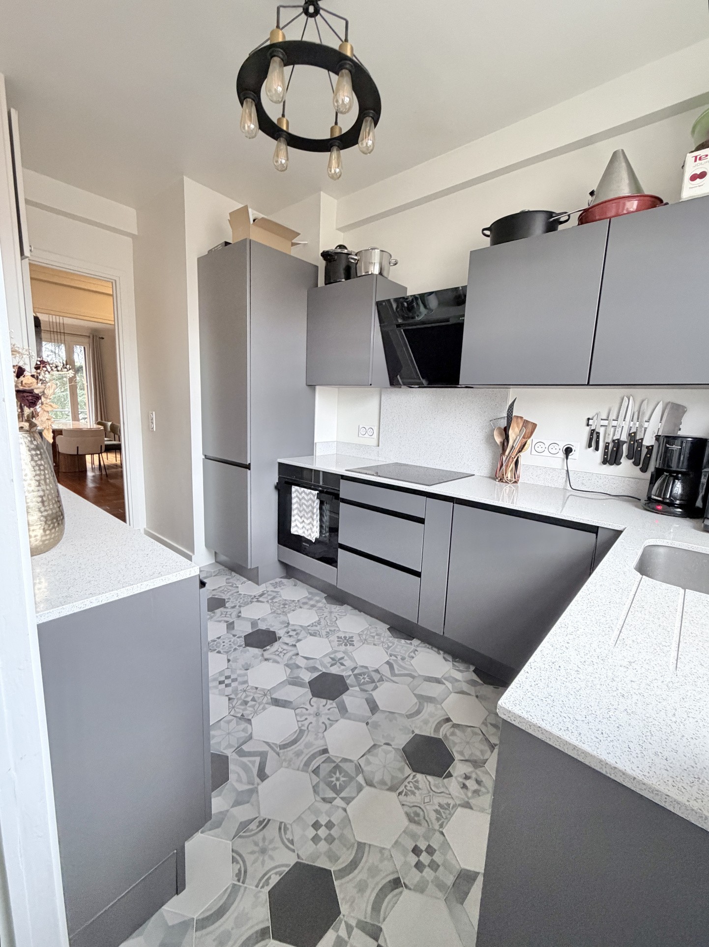 Appartement de 90m2 avec place de parking et cave — photo 4