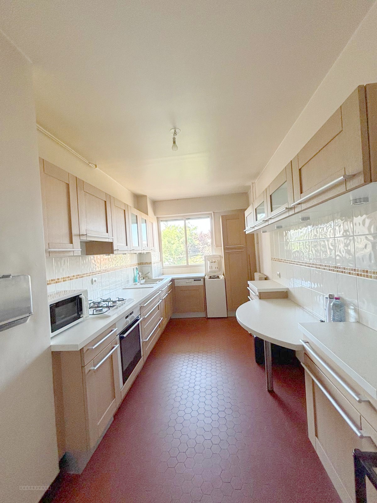 À vendre   Spacieux F4 avec balcons cave et box en sous sol    BAS Montmorency (Avenue de la Division Leclerc) — photo 8