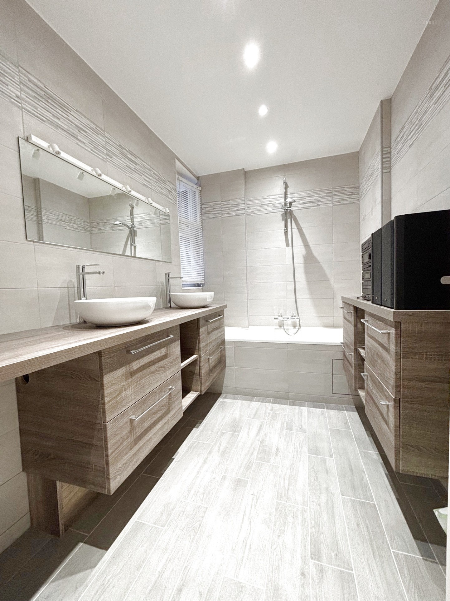 ENGHIEN LES BAINS F3/4 EN PARFAIT ETAT PROCHE GARE — photo 3