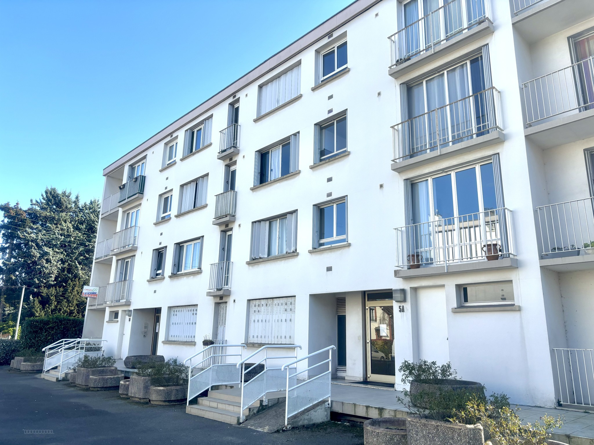 GARE ENGHIEN CHAMPS DE COURSES / F3 — photo 4