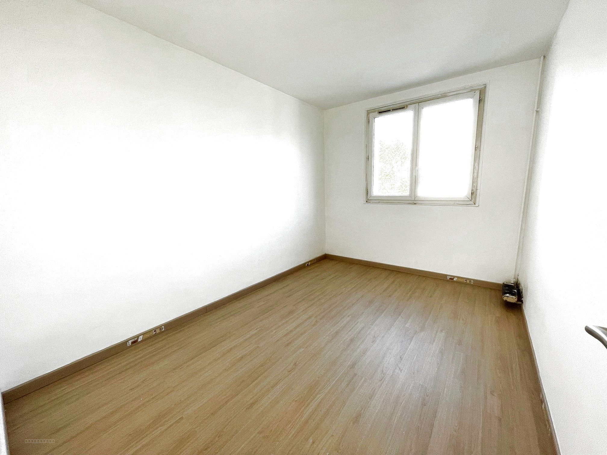 Appartement 4 pièces   80 m2   Rénové   Parking et Cave   Taverny — photo 6