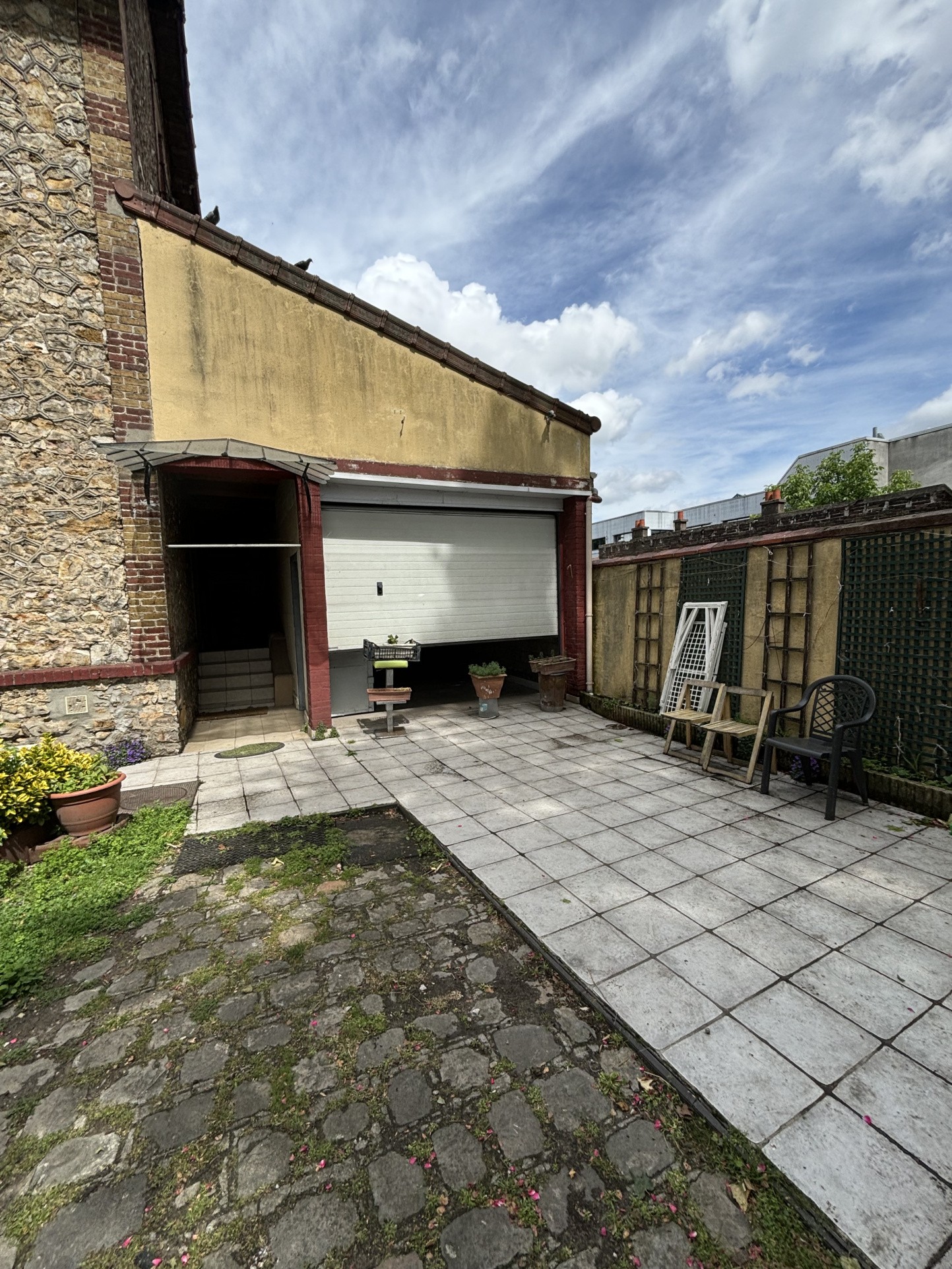Appartement 4 pièces avec studio indépendant et garages — photo 2