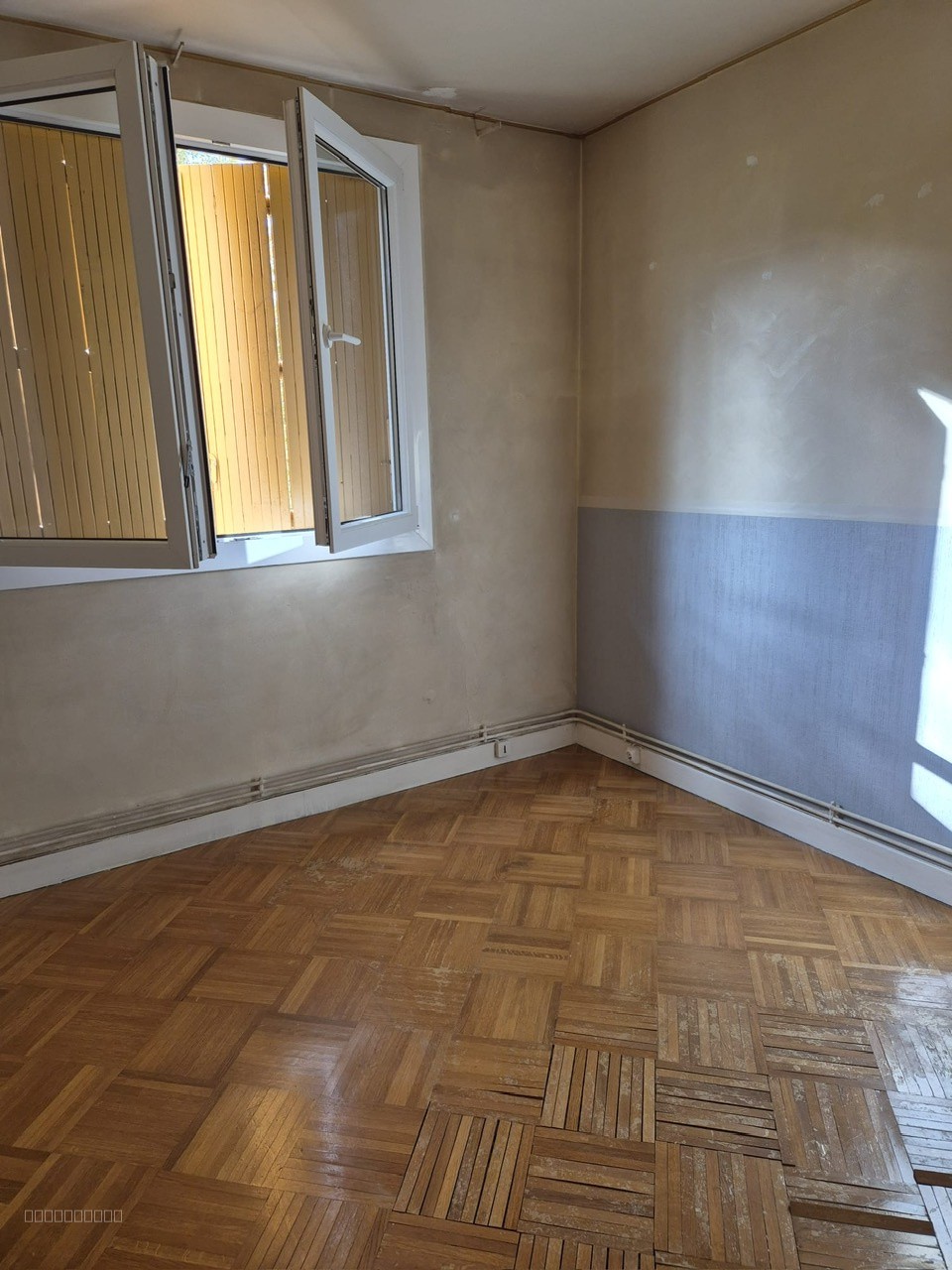 Bel appartement F2  proche Gare avec cave et place de parking — photo 6