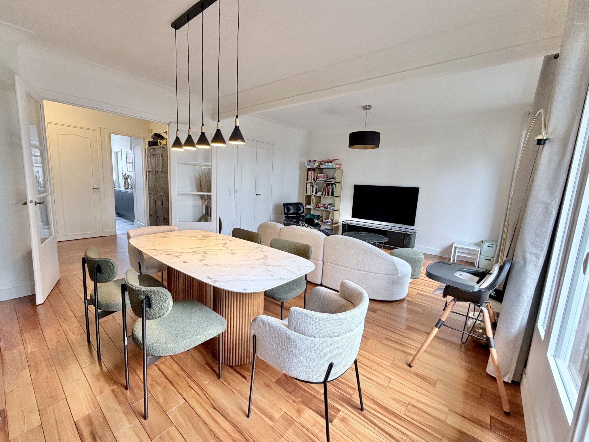 Appartement de 90m2 avec place de parking et cave — photo 3