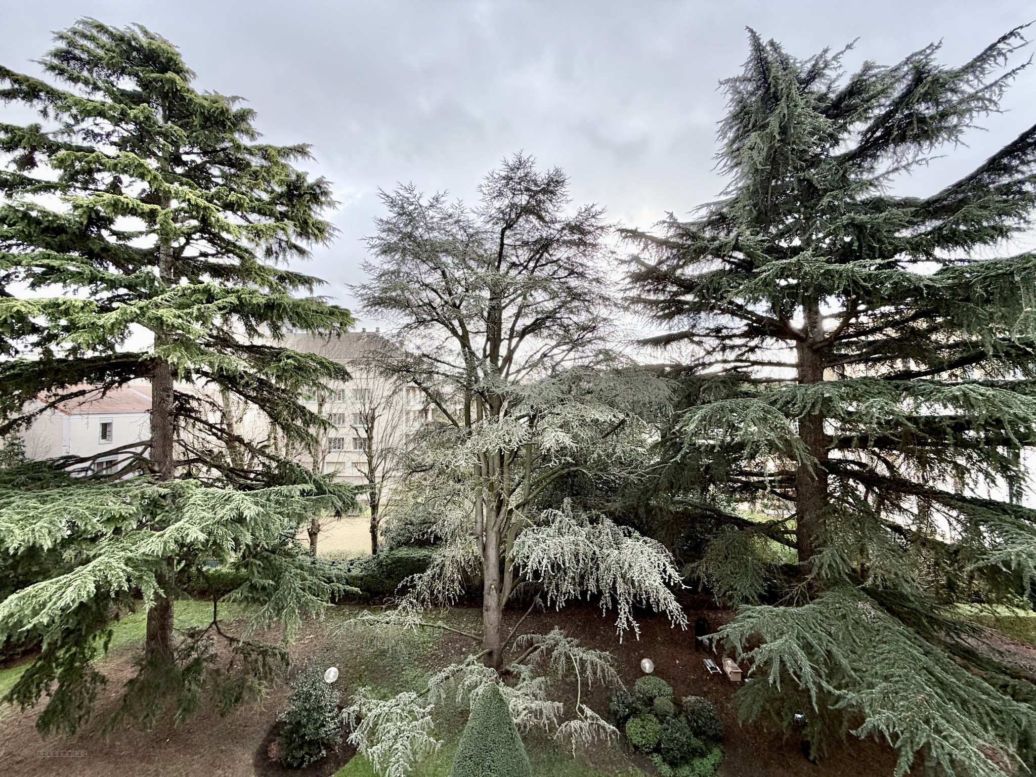 Appartement de 90m2 avec place de parking et cave — photo 10
