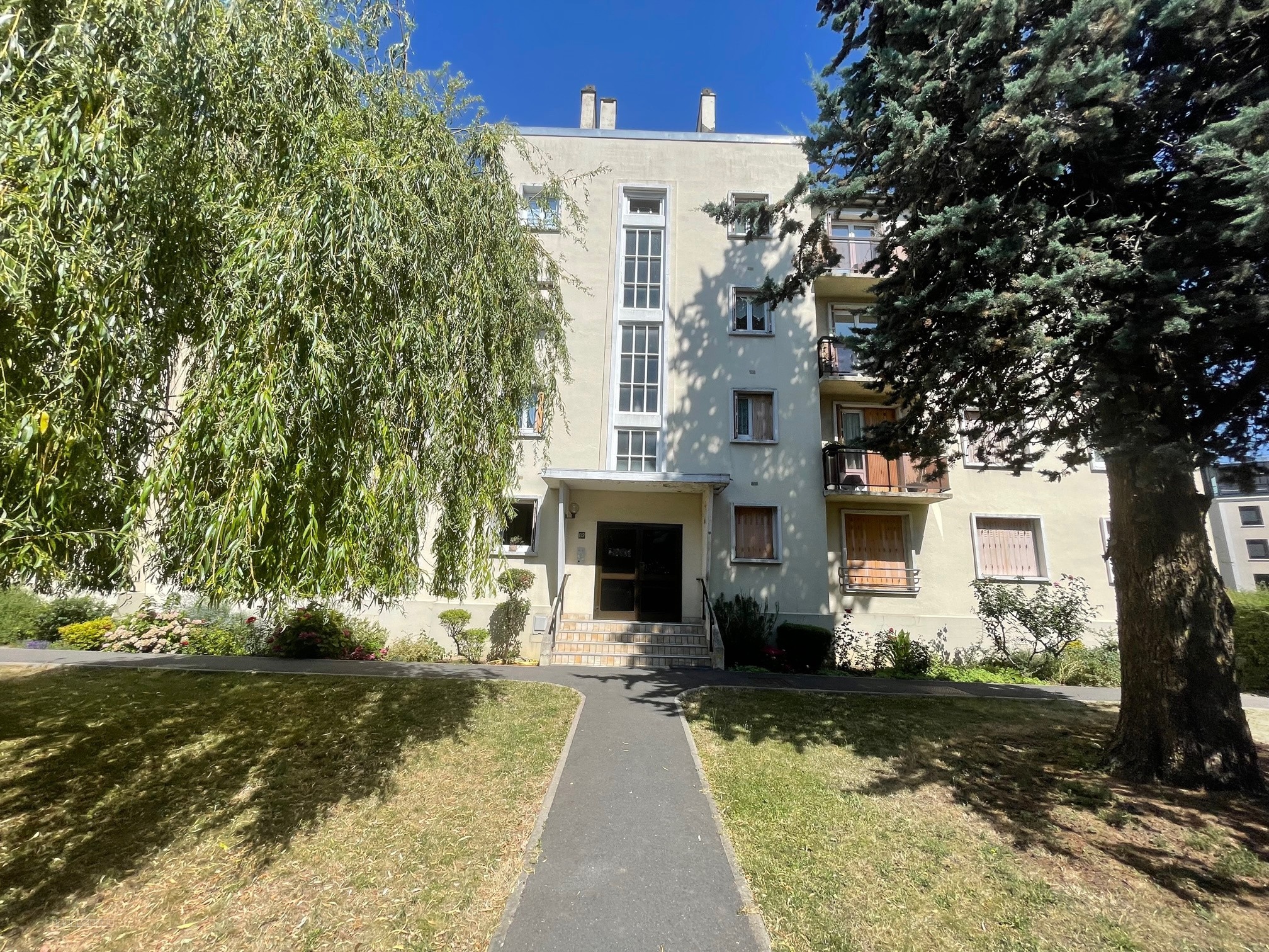 APPARTEMENT DE TYPE F2 — photo 8