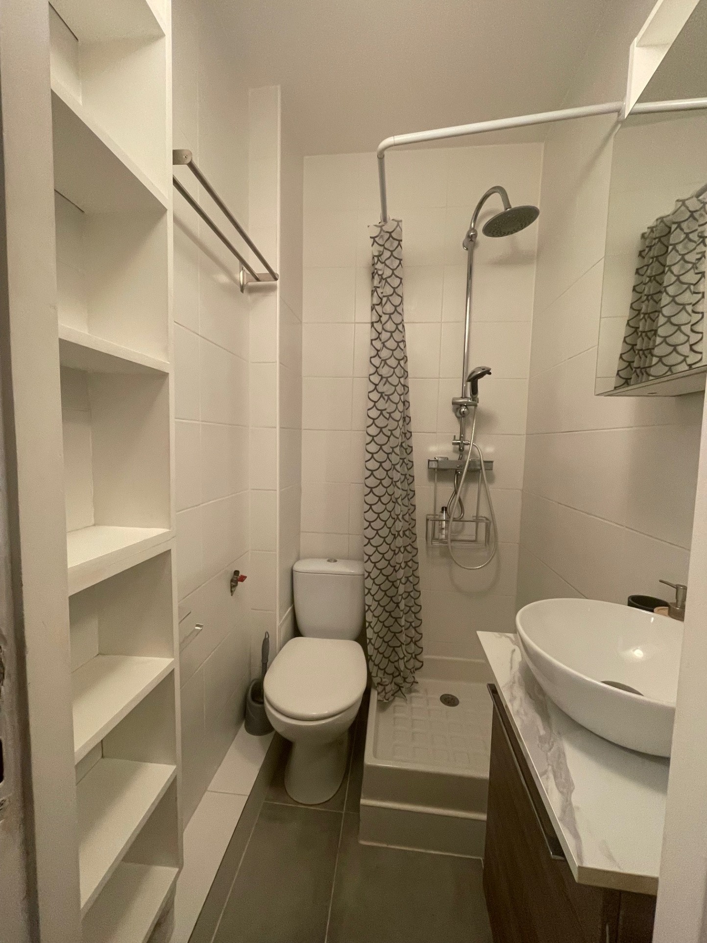 À louer   Superbe appartement F2 à COURBEVOIE — photo 4