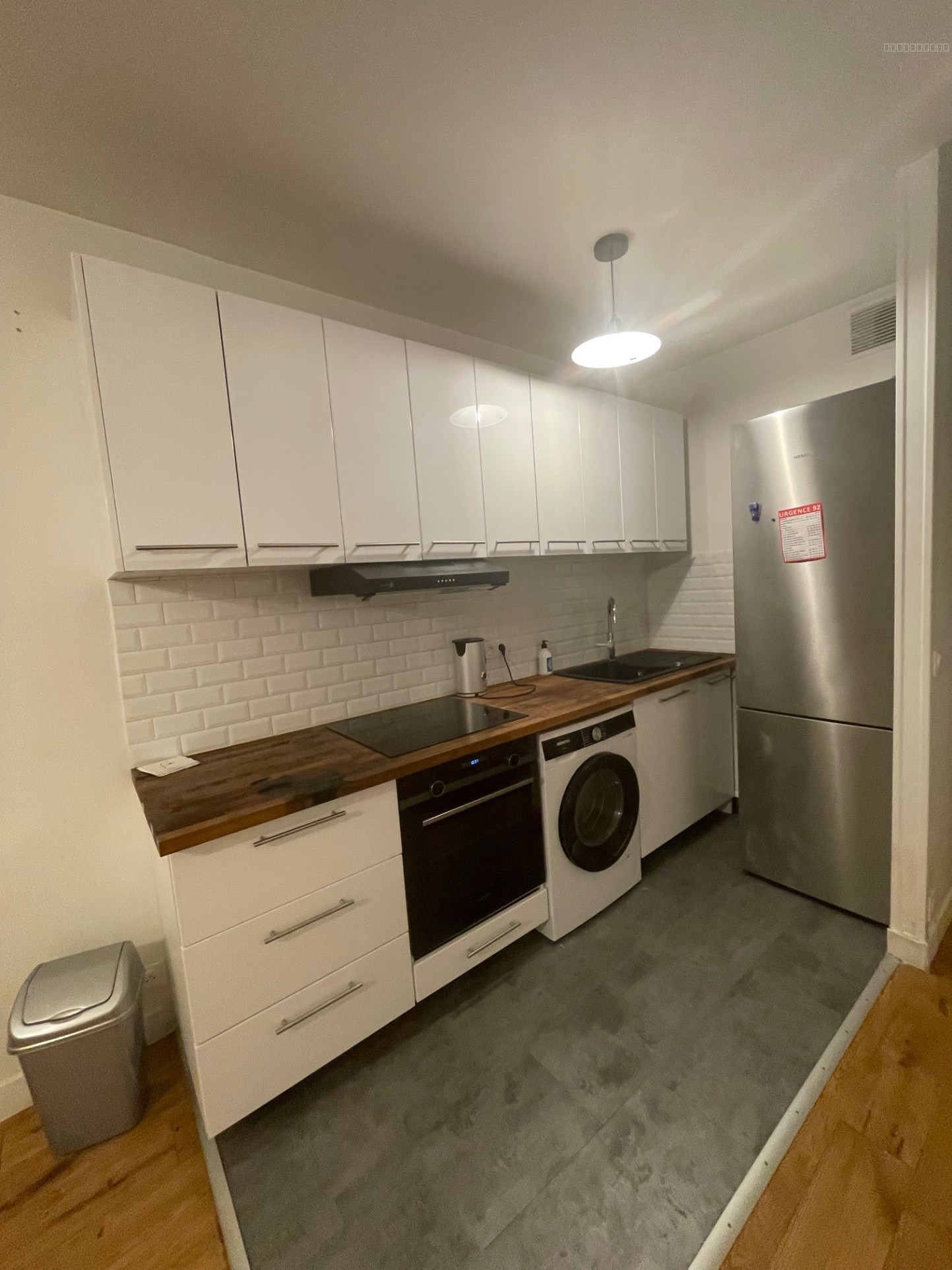 À louer   Superbe appartement F2 à COURBEVOIE — photo 3