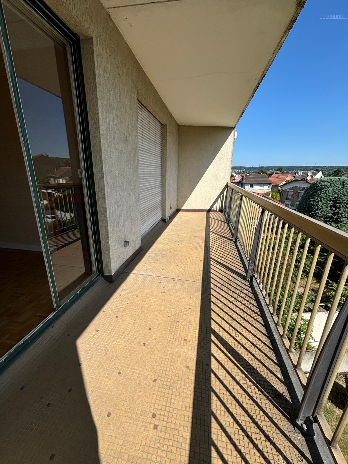 À vendre   Spacieux F4 avec balcons cave et box en sous sol    BAS Montmorency (Avenue de la Division Leclerc) — photo 5