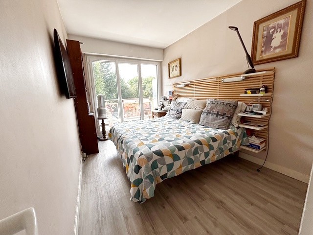 À vendre   Spacieux F4 avec balcon, cave et garage   Montmorency (Avenue de la Division Leclerc) — photo 4