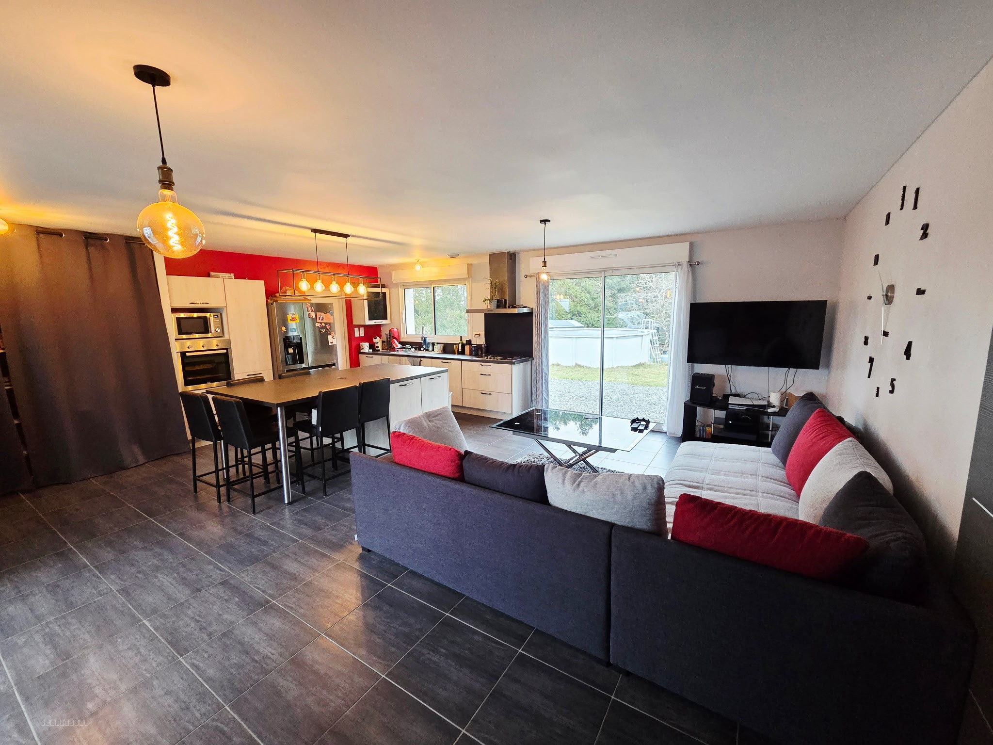 Maison de plain-pied à Compreignac   Environnement calme et verdoyan — photo 4