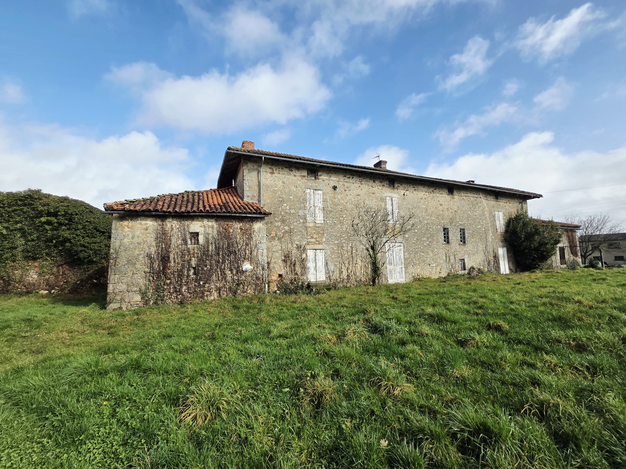 Propriété 320m2 — photo 8