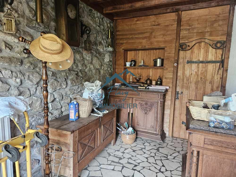 Maison + Appartement sur 1, 6 hectare entièrement constructible! Vagney — photo 2