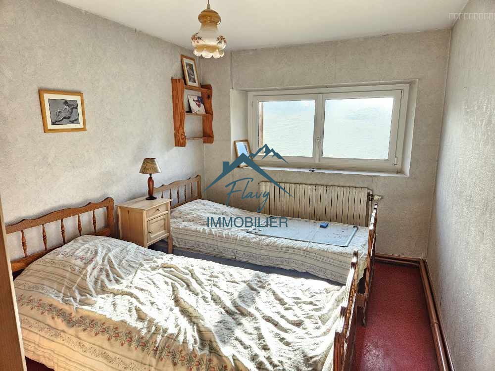 Maison + Appartement sur 1, 6 hectare entièrement constructible! Vagney — photo 11