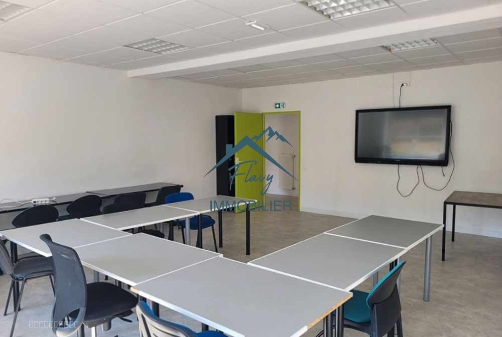 Bureaux et espaces professionnels 220m2 - Julienrupt — photo 2