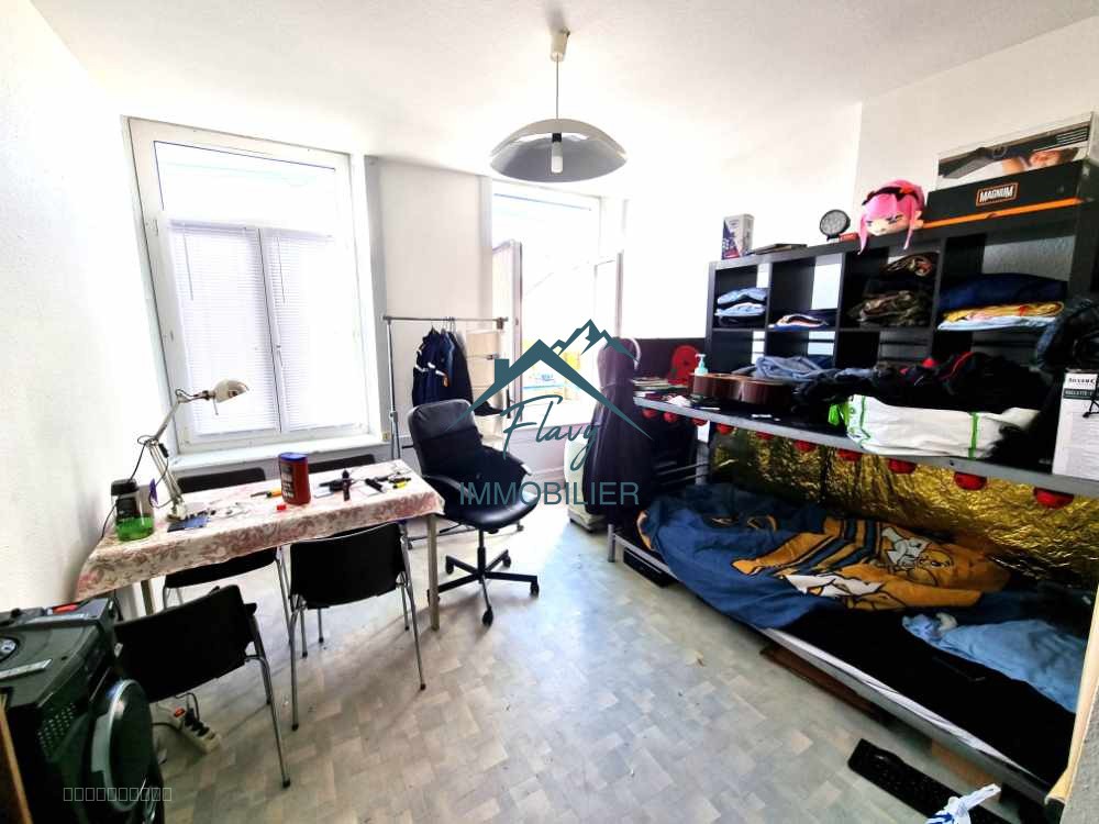 Immeuble en hyper centre de Bruyères — photo 8