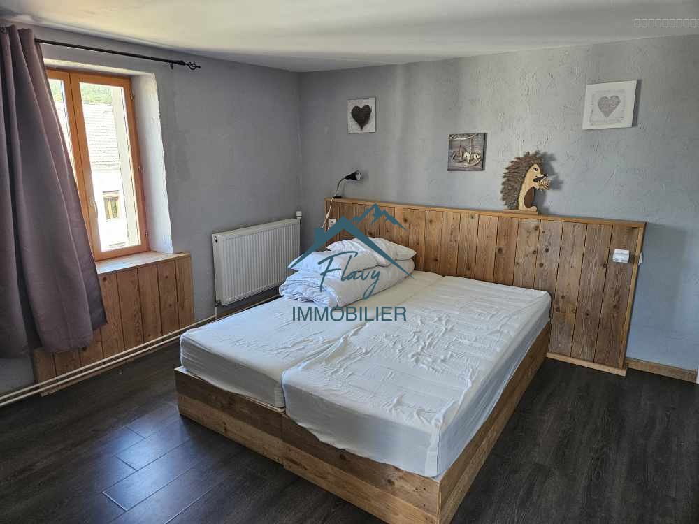 Propriété avec gîte et dépendances — photo 13