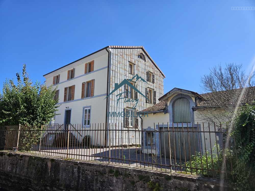 Propriété avec gîte et dépendances — photo 7