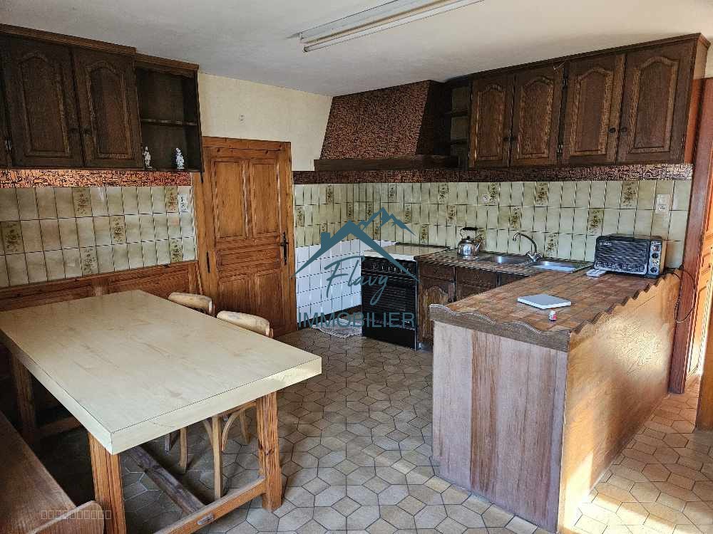 Maison + Appartement sur 1, 6 hectare entièrement constructible! Vagney — photo 18