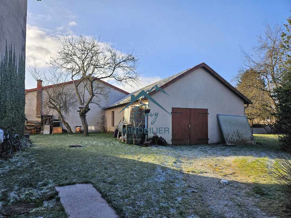 Maison avec appartement indépendant et grand garage d'env. 80m2 sur sol — photo 2