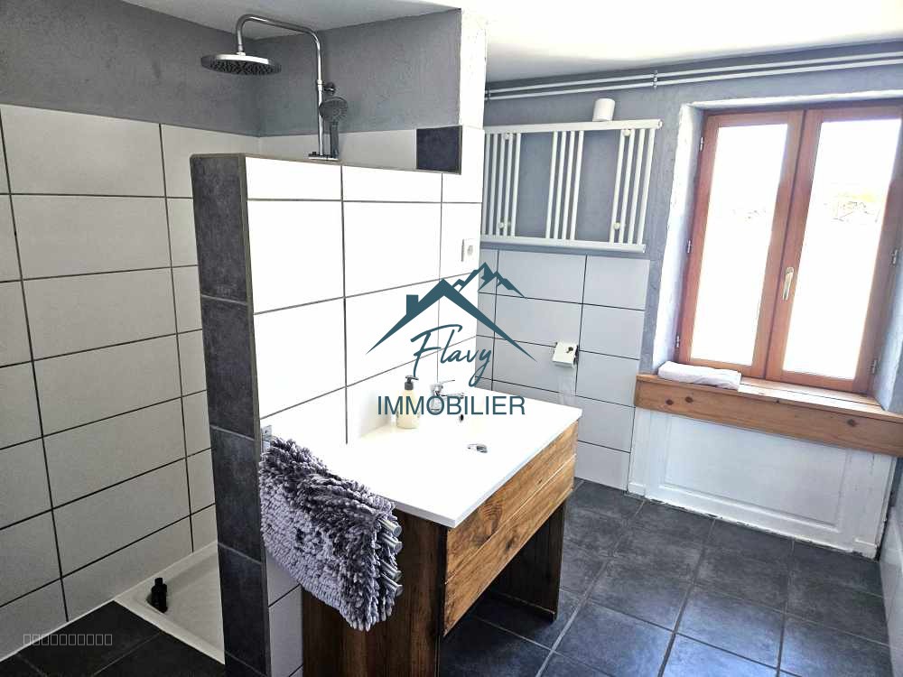 Propriété avec gîte et dépendances — photo 18