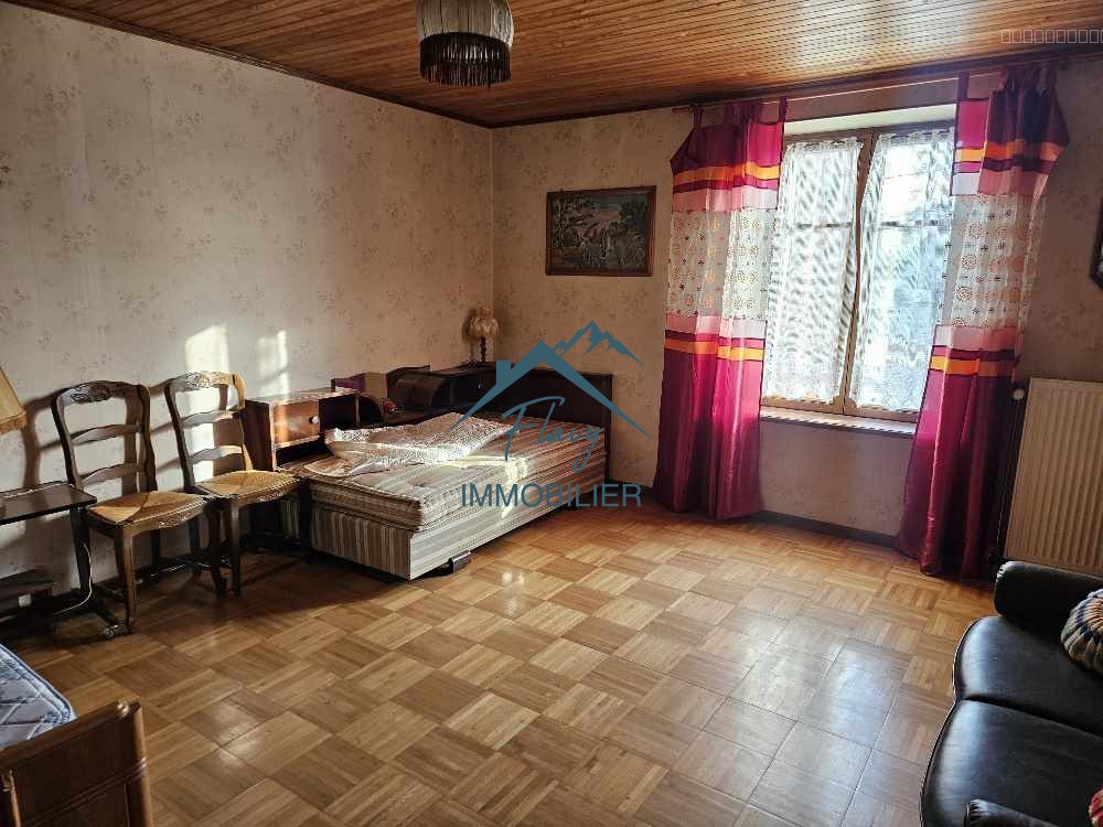 Maison avec appartement indépendant et grand garage d'env. 80m2 sur sol — photo 9