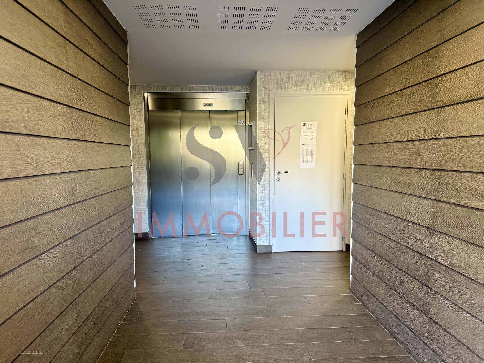 BEZIERS - Appartement T2 avec terrasse - Résidence de standing — photo 12