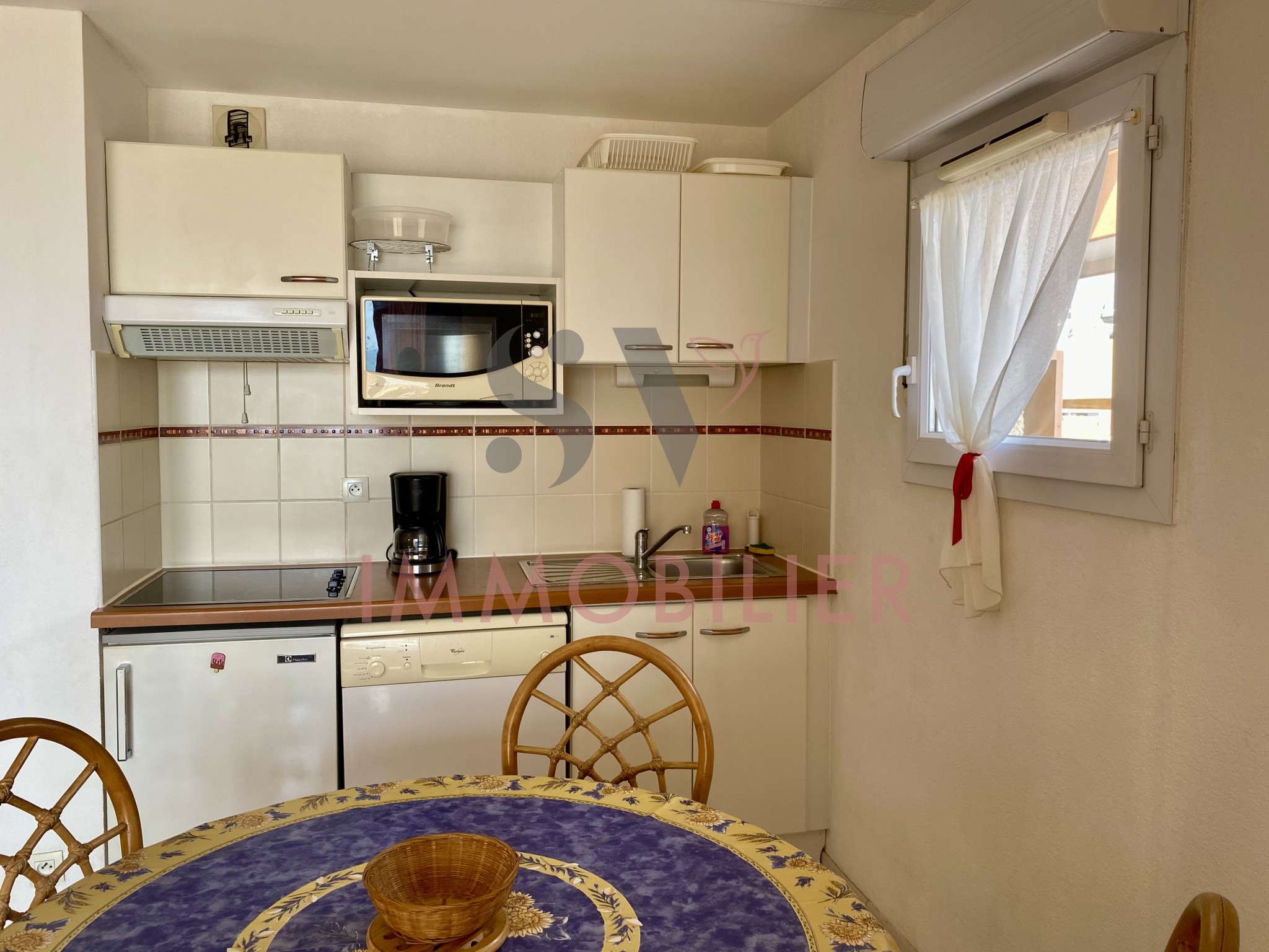 MAISON DE VILLE T5 AVEC TERRASSE TROPEZIENNE- VILLENEUVE LES BEZIERS — photo 4