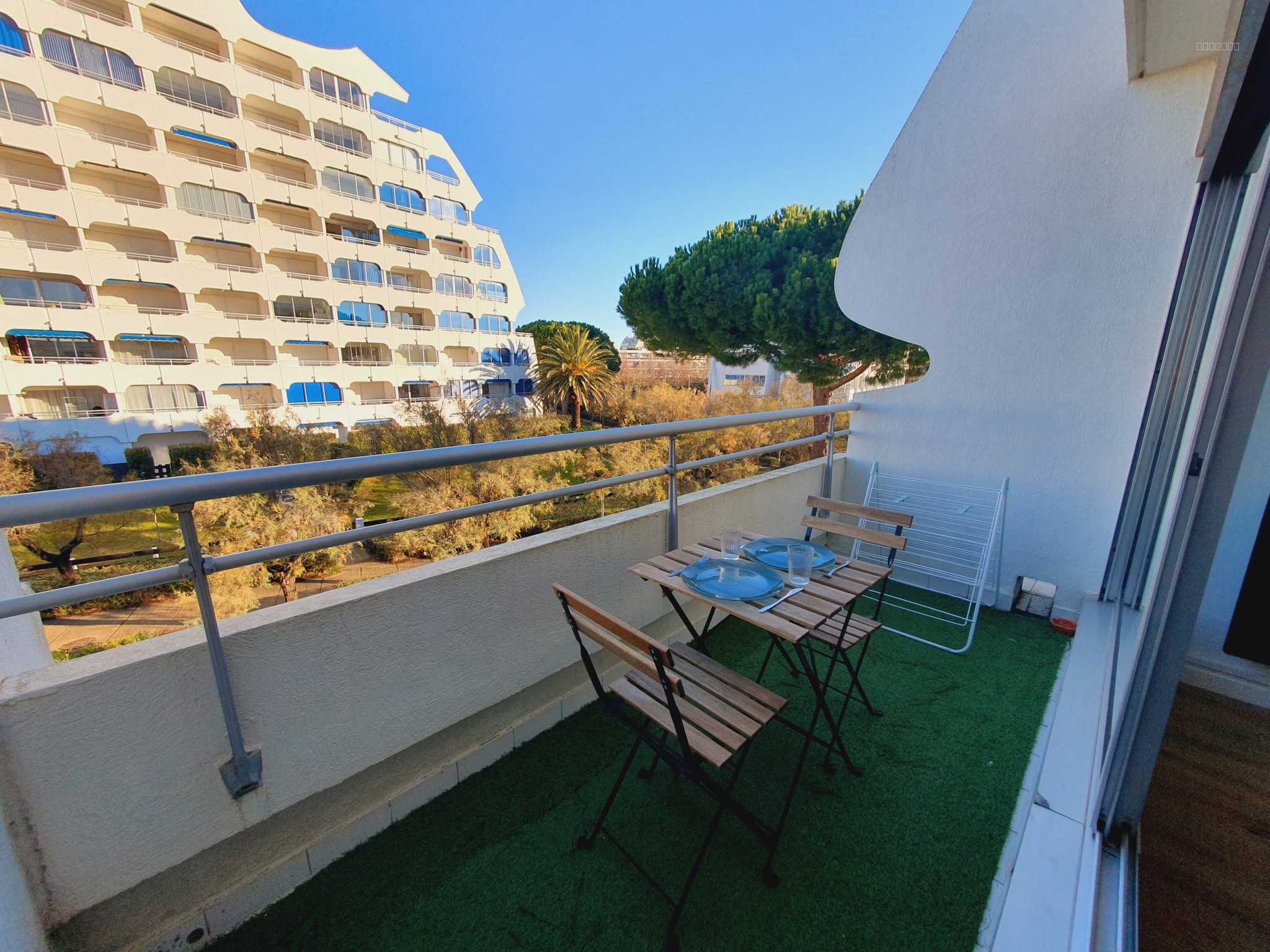 La Grande Motte Studio en 1ère ligne avec terrasse. — photo 7