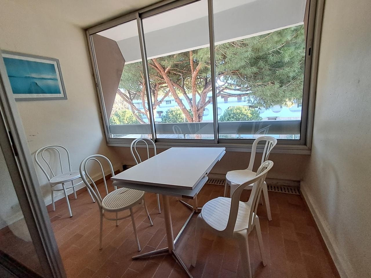 Studio cabine avec ascenseur et piscine. — photo 2