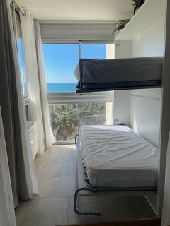 Beau T1 refait à neuf avec vue sur mer. — photo 6