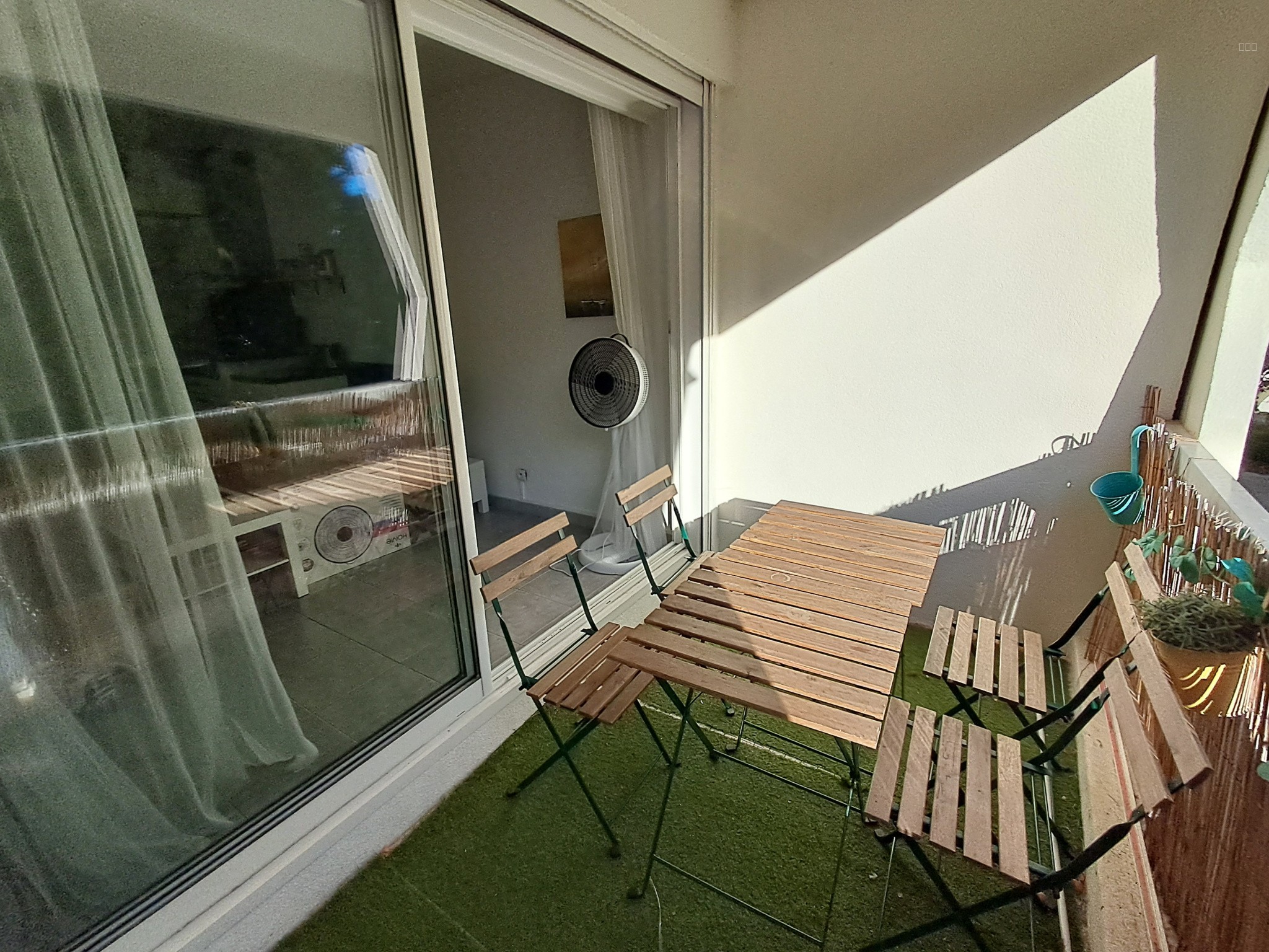 Studio en première ligne vue sur parc arboré. — photo 5