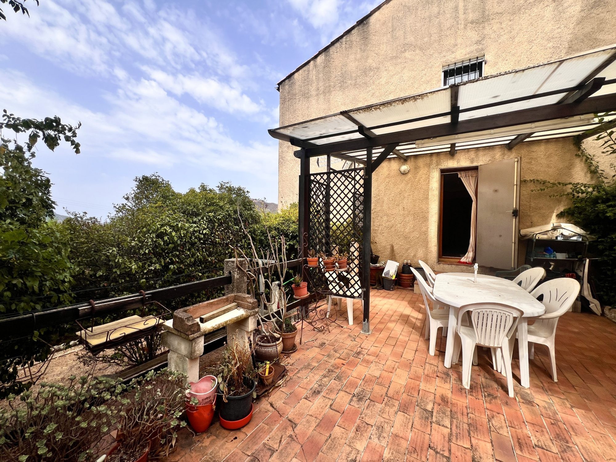 MAISON AVEC GRAND TERRAIN ALATA — photo 2