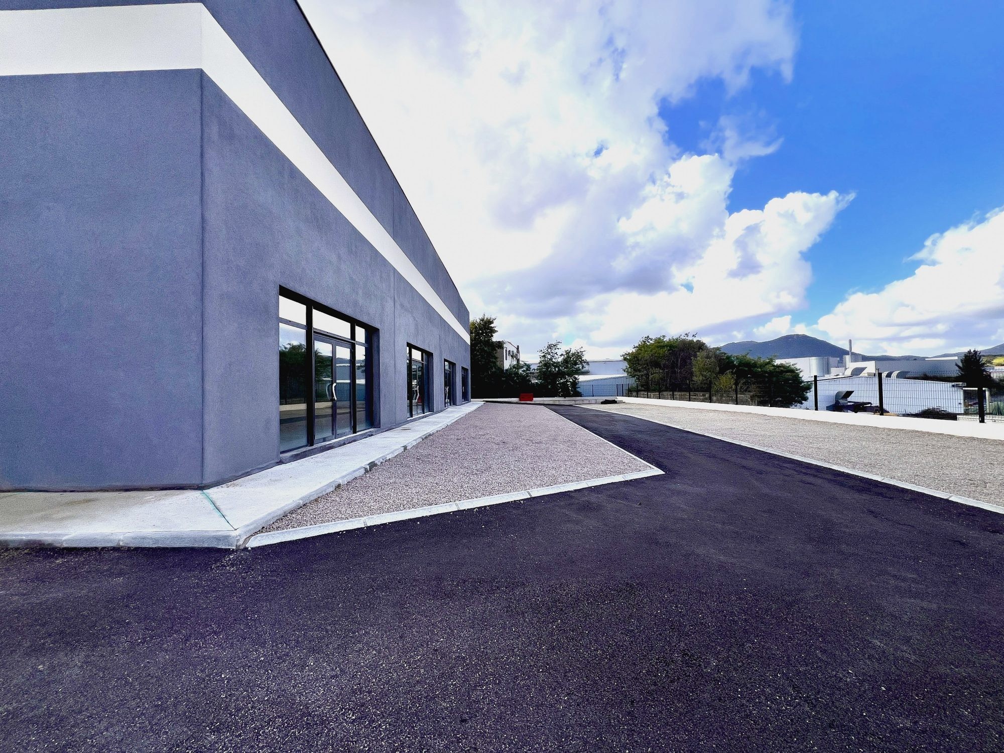 LOCAL COMMERCIAL - BALEONE — photo 4