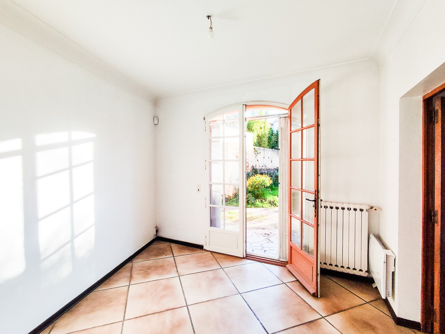 Rez de jardin de maison Type 48/5  Aix-centre calme total — photo 9